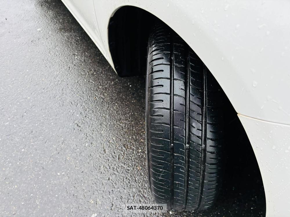Toyota COROLLA FIELDER 2019-05 7405563-32