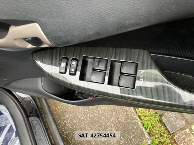 Toyota COROLLA FIELDER 2008-09 7722039-17