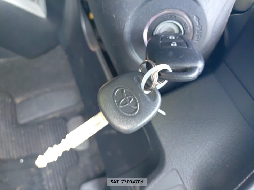 Toyota COROLLA FIELDER 2019-06 7675341-6