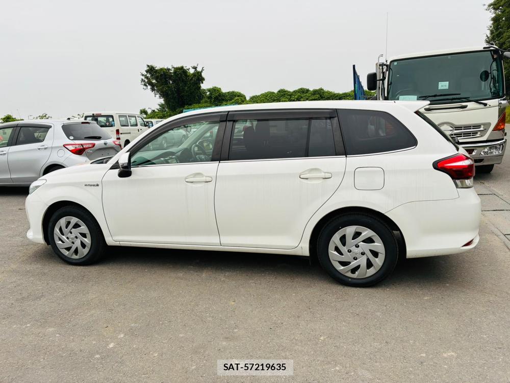 Toyota COROLLA FIELDER 2019-06 7479722-1