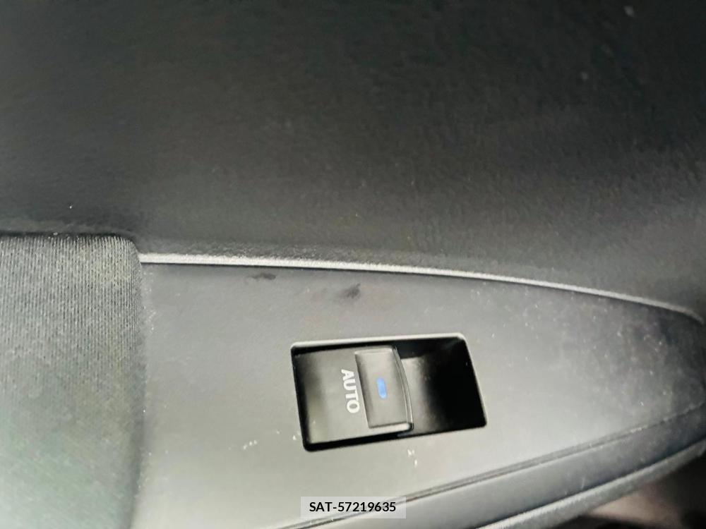 Toyota COROLLA FIELDER 2019-06 7479722-24