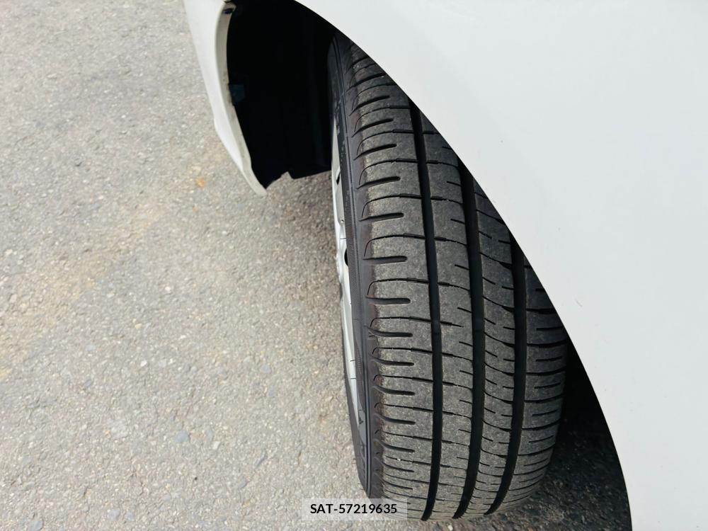 Toyota COROLLA FIELDER 2019-06 7479722-33