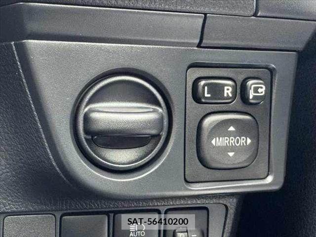 Toyota COROLLA FIELDER 2018-03 7875826-6