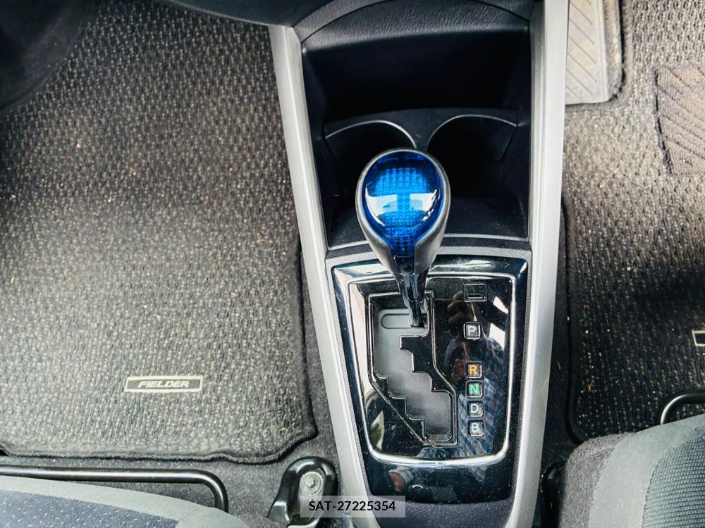 Toyota COROLLA FIELDER 2019-06 7603491-19