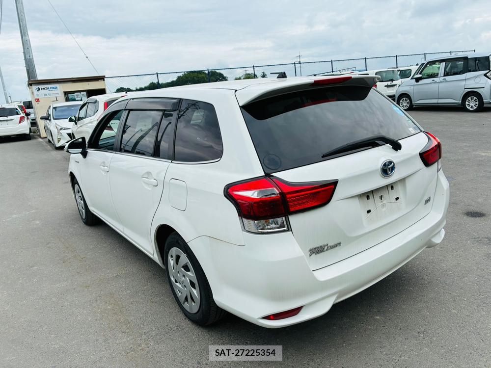 Toyota COROLLA FIELDER 2019-06 7603491-2