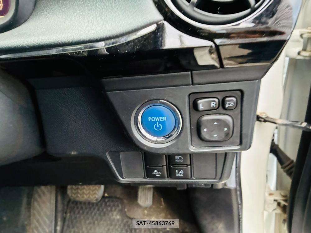 Toyota COROLLA FIELDER 2019-06 7933410-16