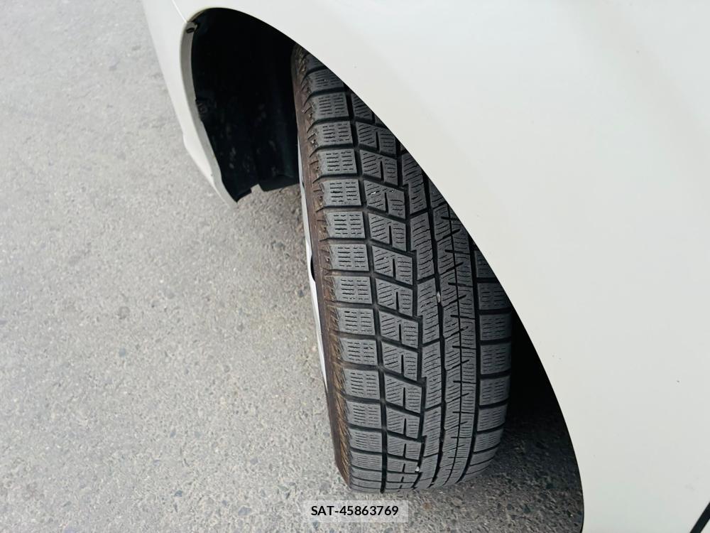 Toyota COROLLA FIELDER 2019-06 7933410-32