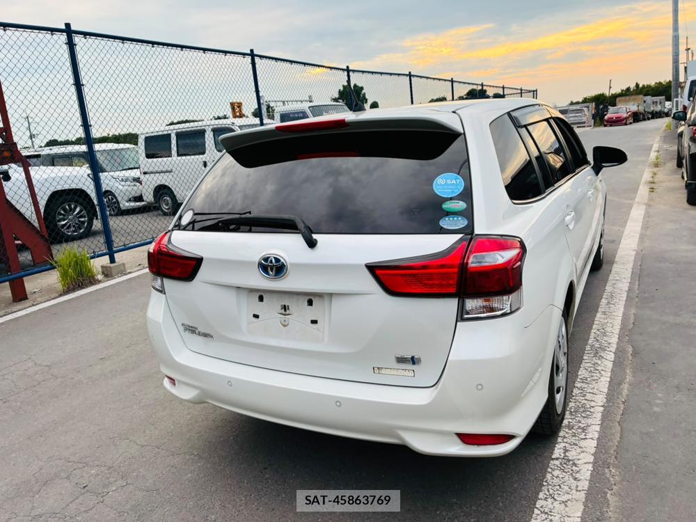 Toyota COROLLA FIELDER 2019-06 7933410-4