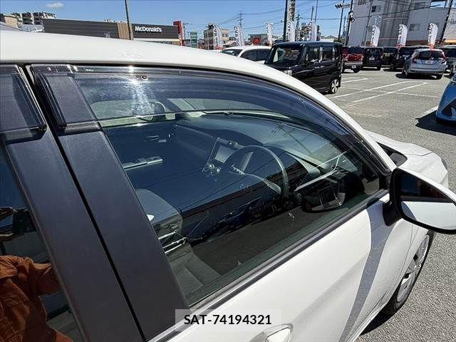 Toyota COROLLA FIELDER 2017-02 7978823-4