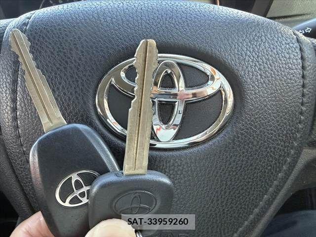 Toyota COROLLA FIELDER 2017-02 8034923-6
