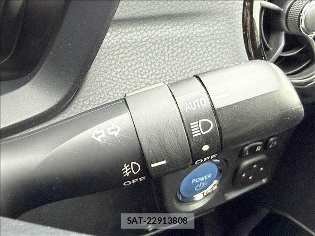 Toyota COROLLA FIELDER 2015-09 8073305-26