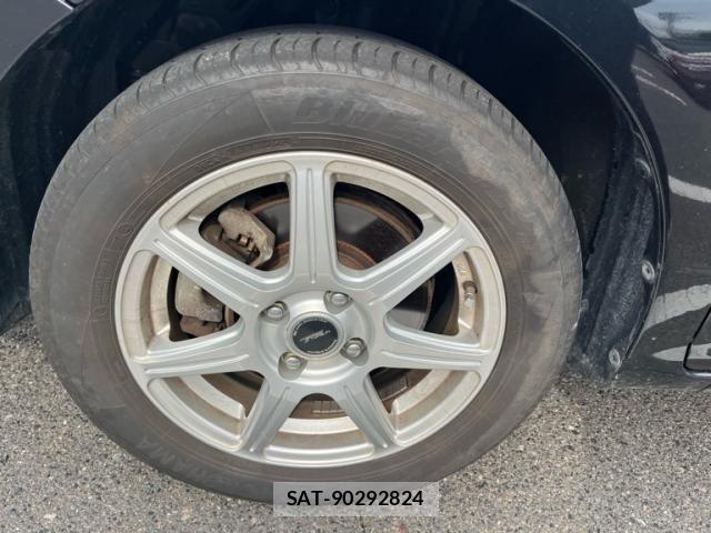 Toyota COROLLA FIELDER 2018-02 8073306-7