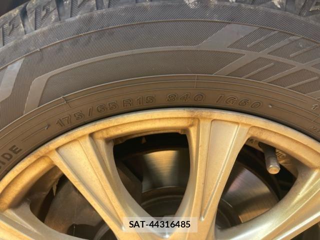 Toyota COROLLA FIELDER 2014-04 8098564-11
