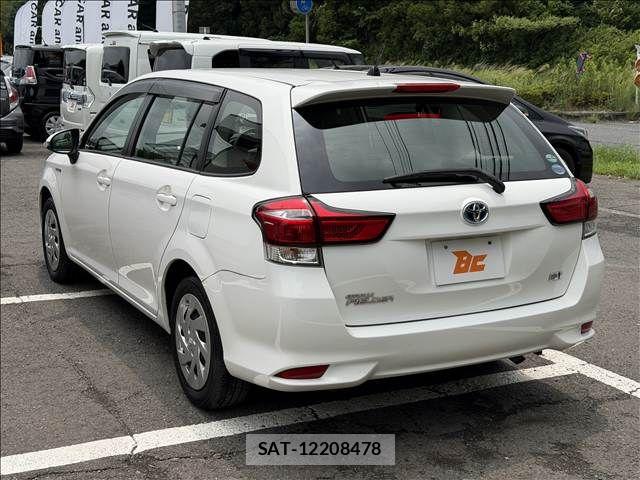 Toyota COROLLA FIELDER 2018-01 8098563-7