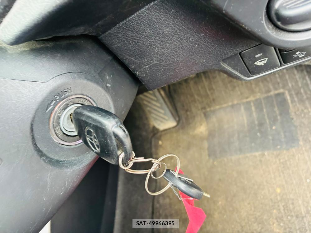 Toyota COROLLA FIELDER 2019-06 8056465-12