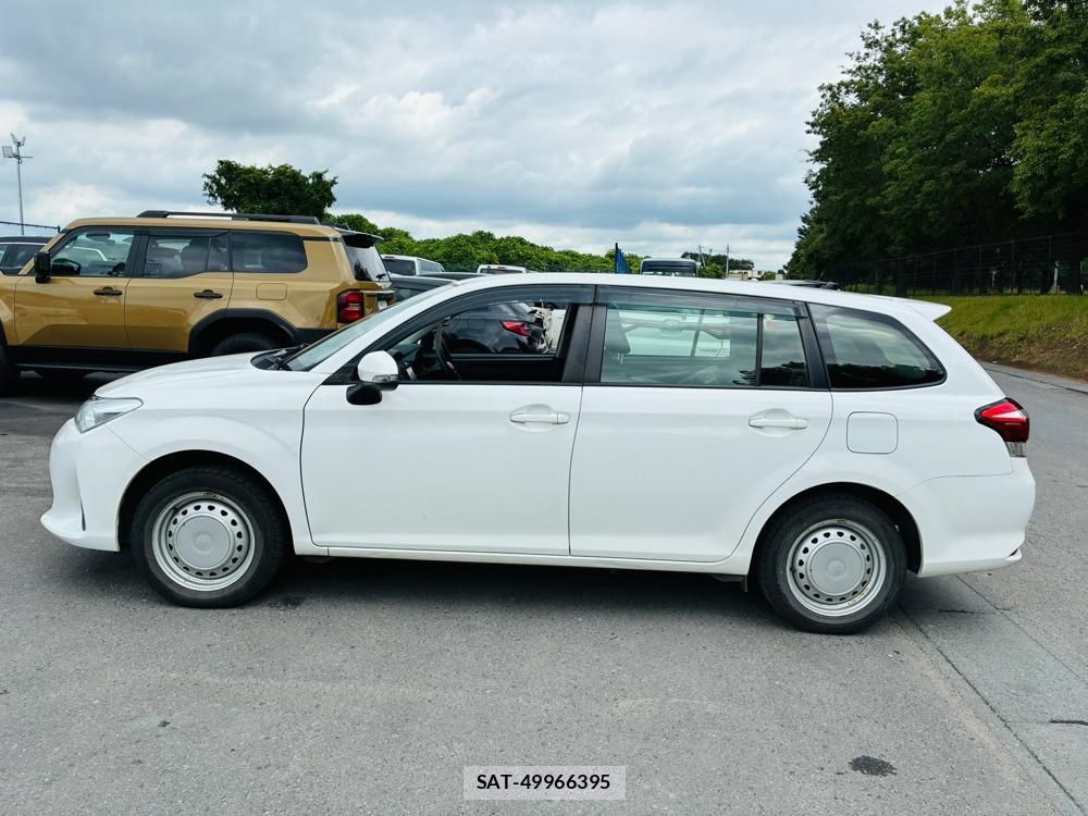 Toyota COROLLA FIELDER 2019-06 8056465-1
