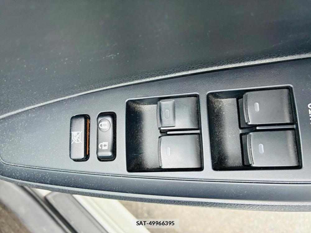 Toyota COROLLA FIELDER 2019-06 8056465-21