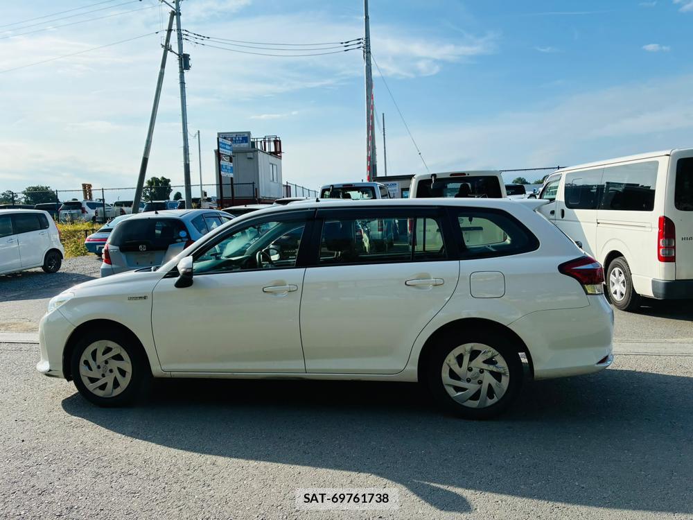 Toyota COROLLA FIELDER 2019-07 8135448-1