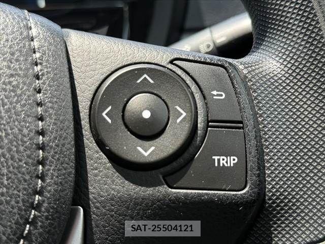 Toyota COROLLA FIELDER 2019-07 8206938-5