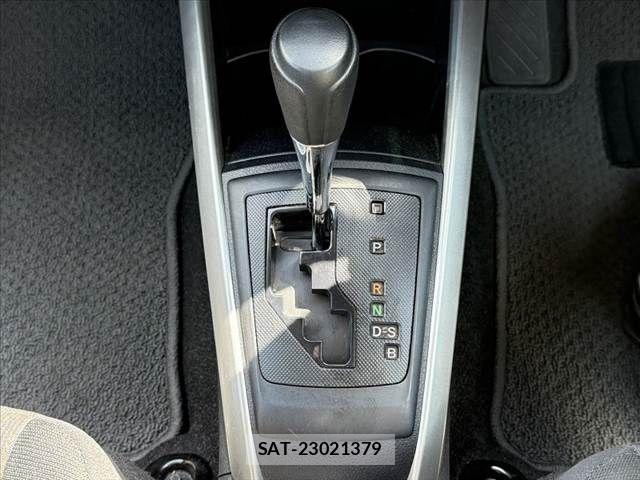 Toyota COROLLA FIELDER 2017-02 8206939-24