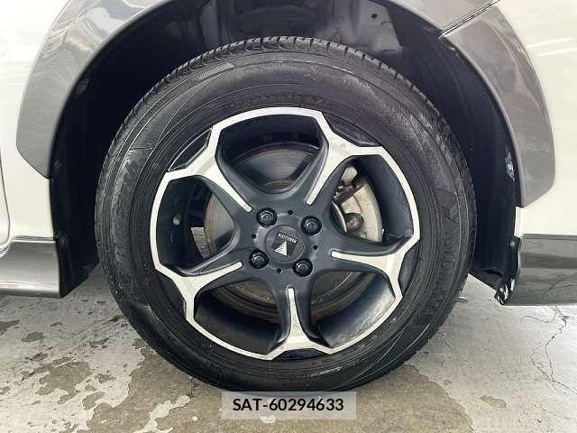 Toyota COROLLA FIELDER 2015-11 8229329-3
