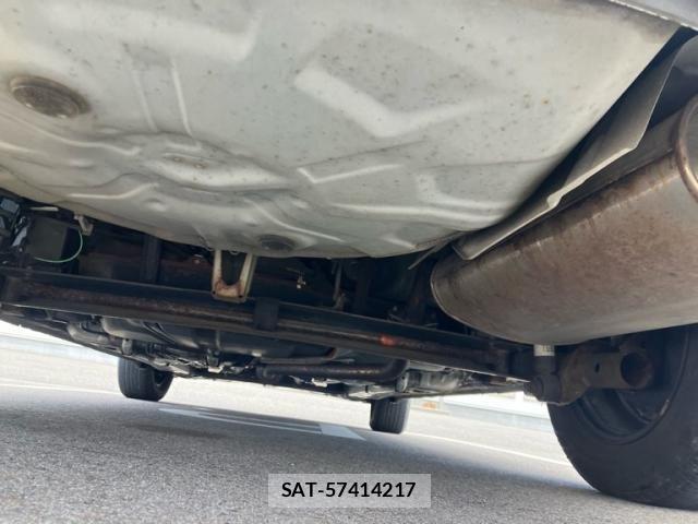 Toyota COROLLA FIELDER 2009-10 8229340-5