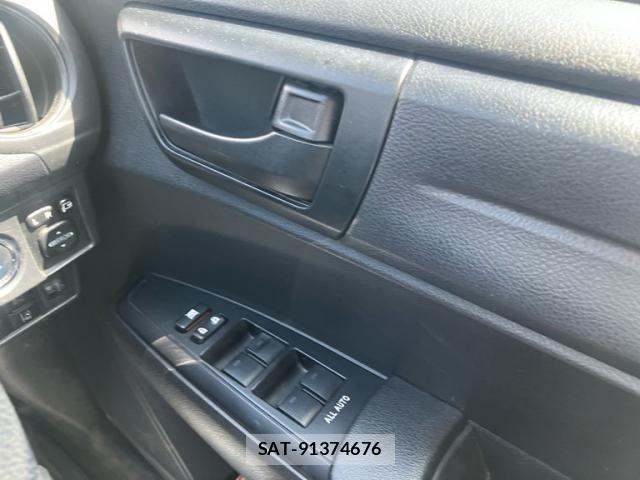 Toyota COROLLA FIELDER 2020-02 8229331-9