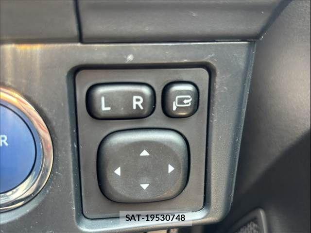 Toyota COROLLA FIELDER 2017-05 8229332-25