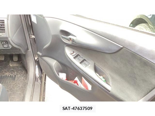 Toyota COROLLA FIELDER 2009-11 8335285-6