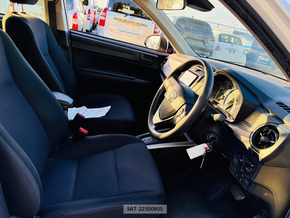 Toyota COROLLA FIELDER 2019-06 8056486-11