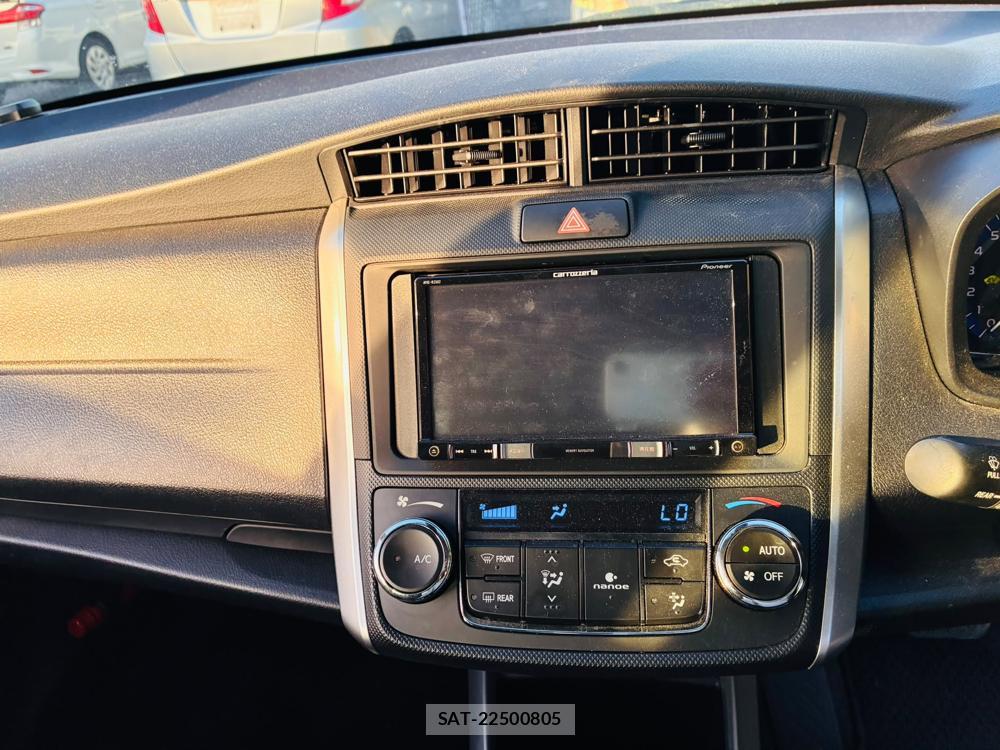 Toyota COROLLA FIELDER 2019-06 8056486-19