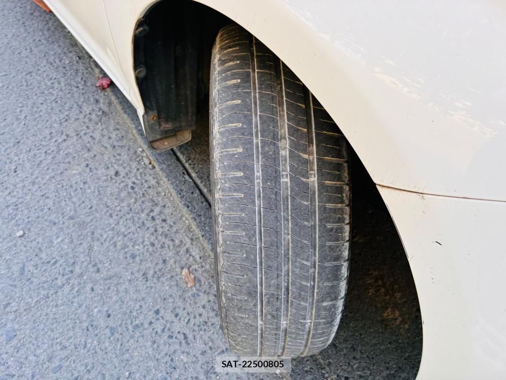 Toyota COROLLA FIELDER 2019-06 8056486-33