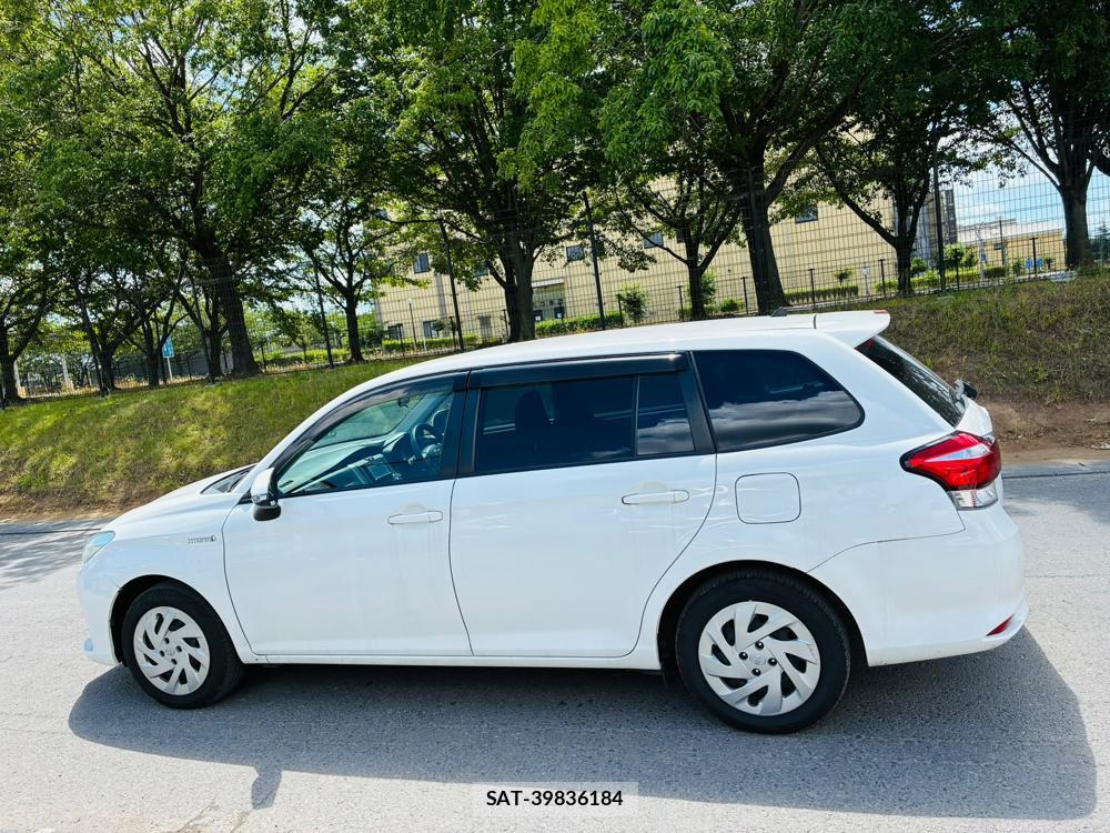 Toyota COROLLA FIELDER 2019-07 8298902-1