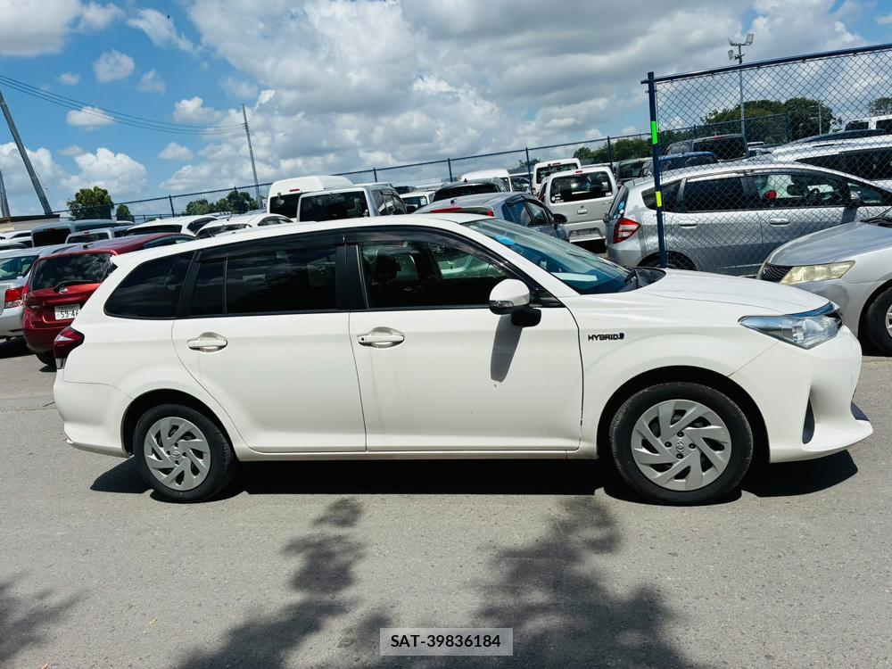 Toyota COROLLA FIELDER 2019-07 8298902-5