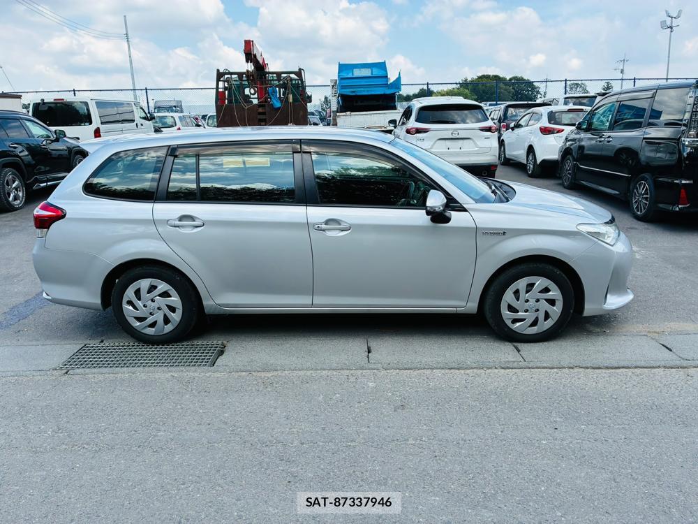 Toyota COROLLA FIELDER 2019-03 8298899-5