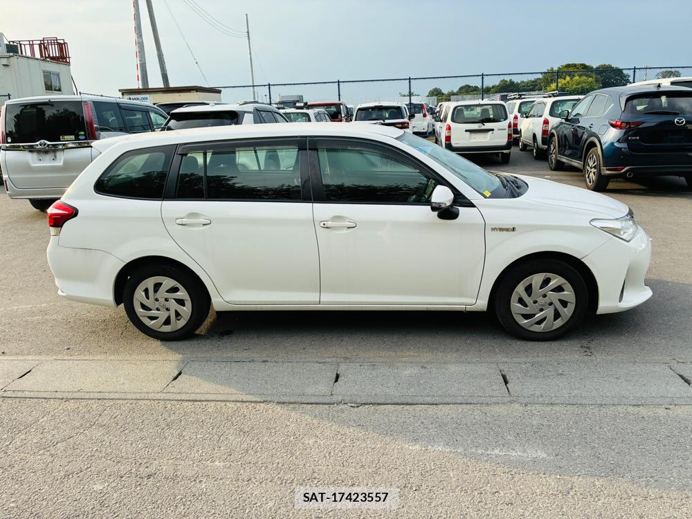 Toyota COROLLA FIELDER 2020-03 8298904-5