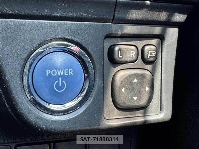 Toyota COROLLA FIELDER 2016-03 8561490-4