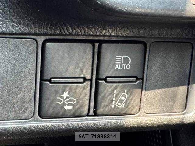 Toyota COROLLA FIELDER 2016-03 8561490-6