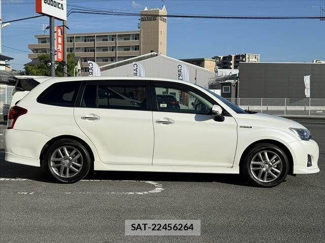 Toyota COROLLA FIELDER 2015-02 8626207-11
