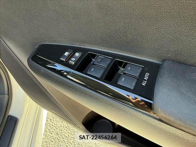 Toyota COROLLA FIELDER 2015-02 8626207-27