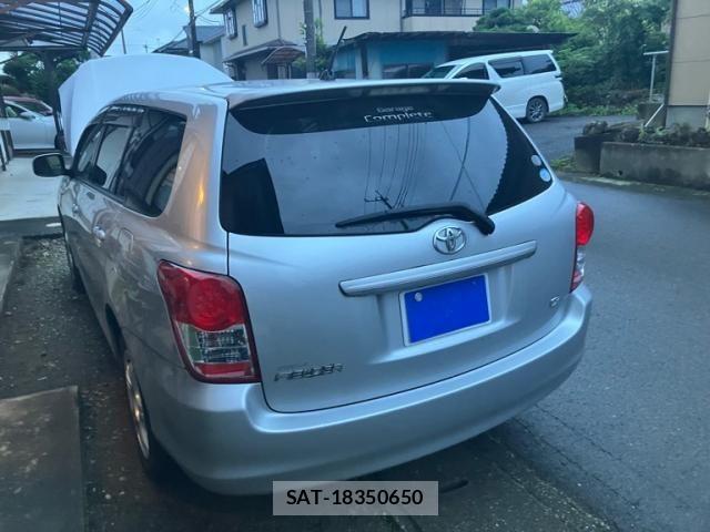 Toyota COROLLA FIELDER 2010-10 8658485-4