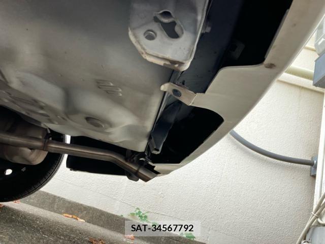 Toyota COROLLA FIELDER 2013-10 8658479-18