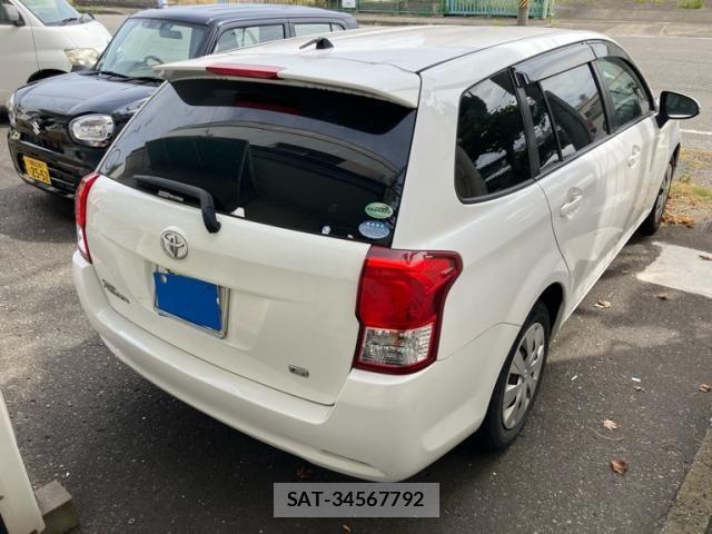 Toyota COROLLA FIELDER 2013-10 8658479-1