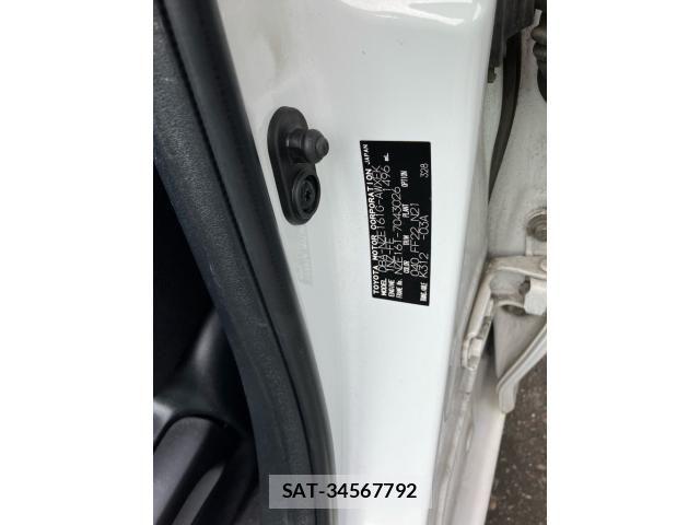 Toyota COROLLA FIELDER 2013-10 8658479-19