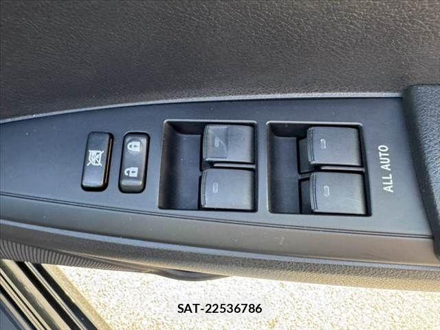 Toyota COROLLA FIELDER 2012-07 8685328-25