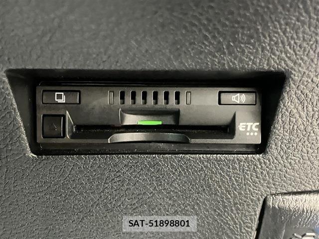 Toyota COROLLA FIELDER 2018-11 8741255-11