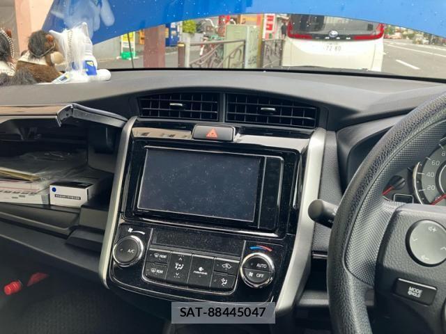 Toyota COROLLA FIELDER 2018-12 8741256-14
