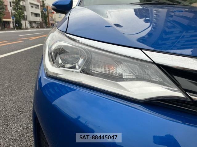Toyota COROLLA FIELDER 2018-12 8741256-1