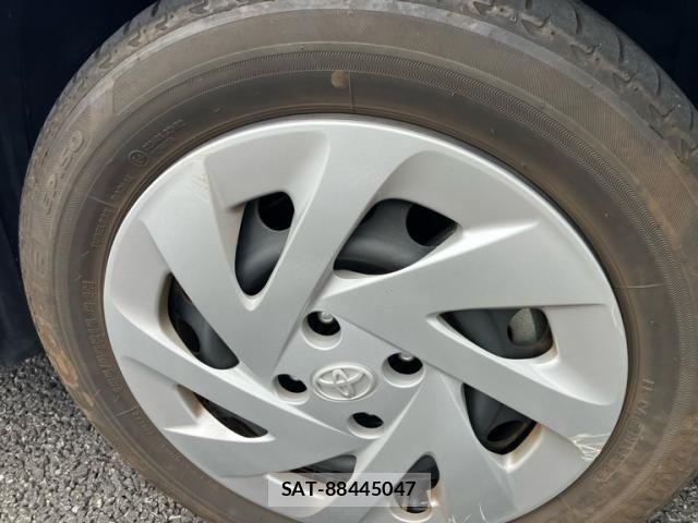 Toyota COROLLA FIELDER 2018-12 8741256-2