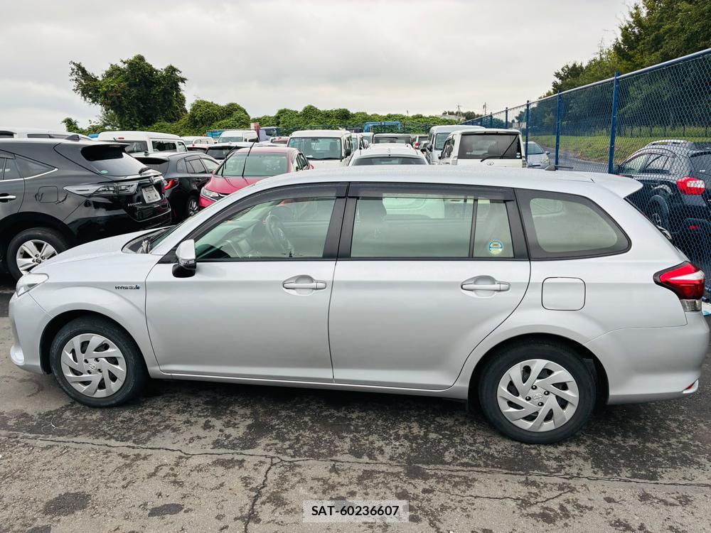 Toyota COROLLA FIELDER 2019-08 8656634-1